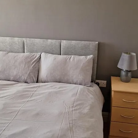 Luxury Hawthorns Слайго